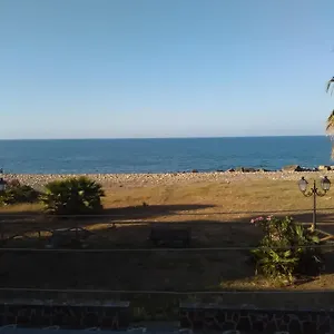 Casa Vacanze Lungomare Caronia Marina